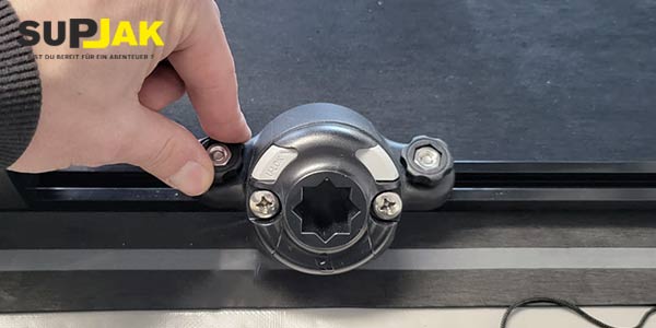 Railblaza startpoort strak trekken